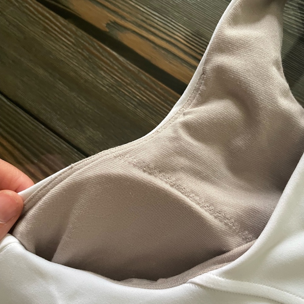 Lululemon Athletica White Tank Top - Picture 5 of 6
